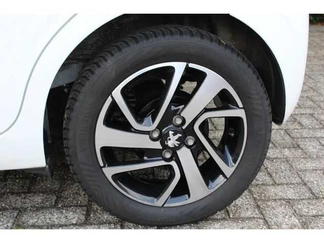 Peugeot 108 1.0 e-VTi Allure Camera, NAP 2017 Benzine 7