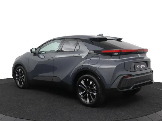 Toyota C-HR 1.8 Hybrid 140 Dynamic 2025 Hybride Benzine 12