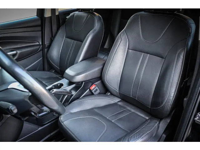 Ford Kuga 1.5 Titanium Styling Pack 2016 Benzine 12