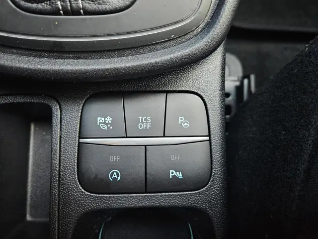 Ford Puma 1.0 EcoBoost Hybrid ST-Line 2024 Benzine 22