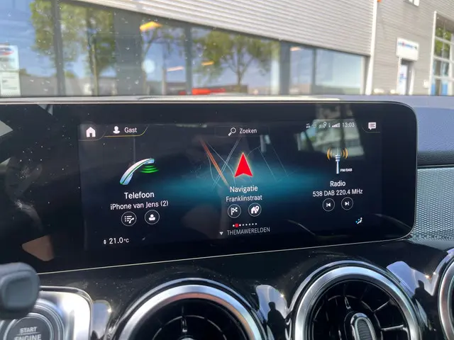 Mercedes-Benz GLB 180 Business Line 2023 Benzine 34
