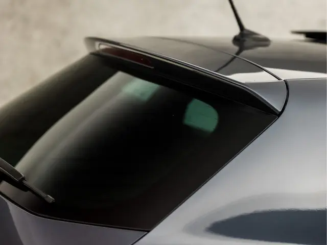 SEAT Ibiza 1.0 TSI FR Intense Sport 2020 Benzine 32