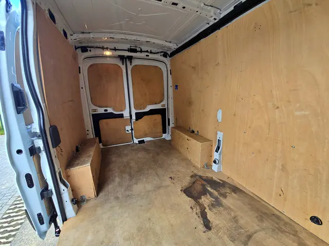 Ford Transit 350 2.0 TDCI L2 H2 2021 Diesel 20