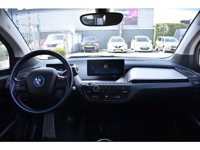 BMW i3 Basis 120Ah 42 kWh 2019 Elektrisch 10