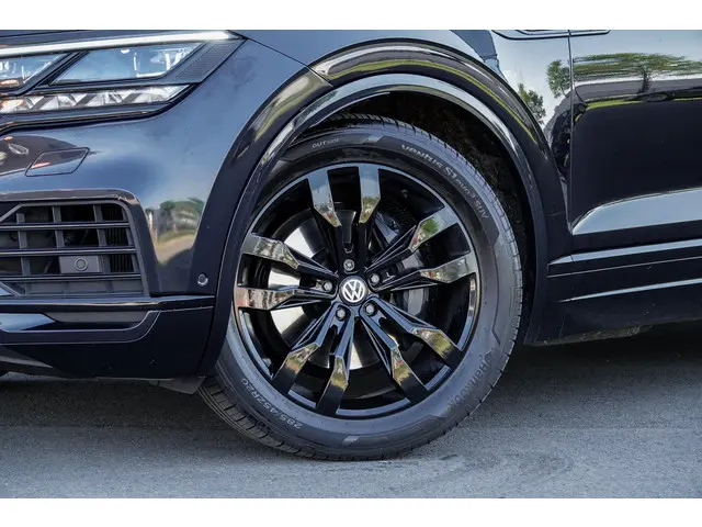 Volkswagen Touareg 3.0 TDI R-Line 2018 Diesel 10
