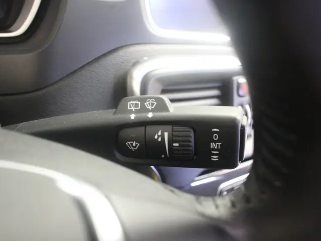 Volvo V40 Cross Country T3 Polar+ Luxury 2018 Benzine 20