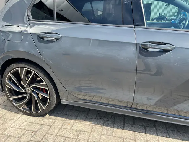 Volkswagen Golf 2.0 TSI GTI Perfomance 2021 Benzine 12