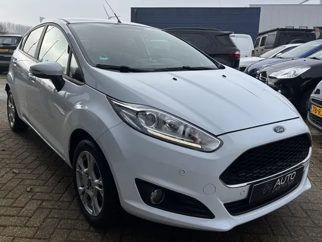 Ford Fiesta 1.0 Style Ultimate 2017 Benzine 2