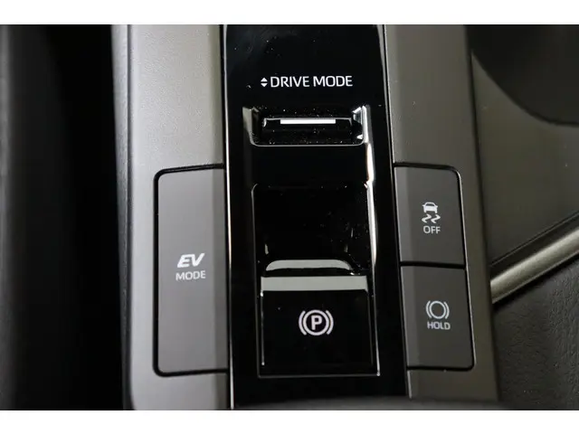 Toyota C-HR 1.8 Hybrid 140 Dynamic 2026 Hybride Benzine 27