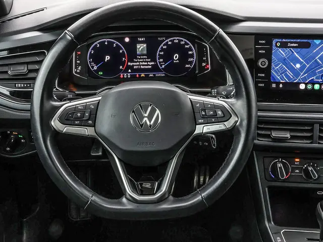 Volkswagen Taigo 1.0 TSI 115pk DSG R-Line 2024 Benzine 16