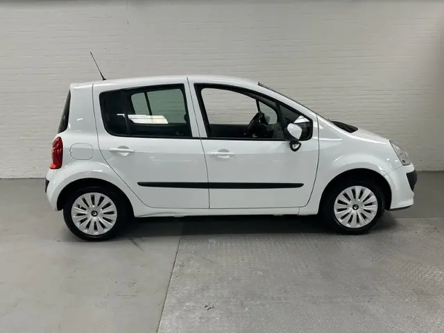 Renault Modus 1.2-16V Authentique 2012 Benzine 2