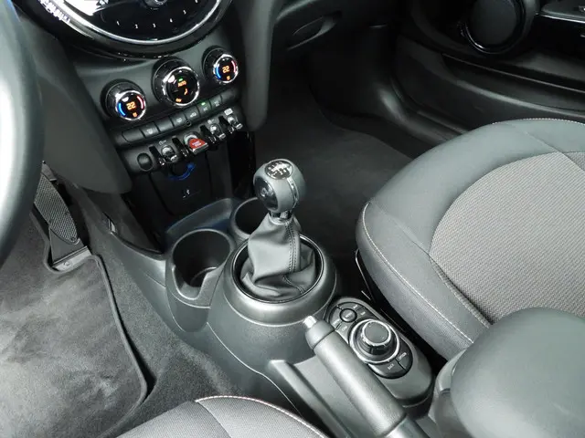 MINI 3-Deurs Cooper 2023 Benzine 15