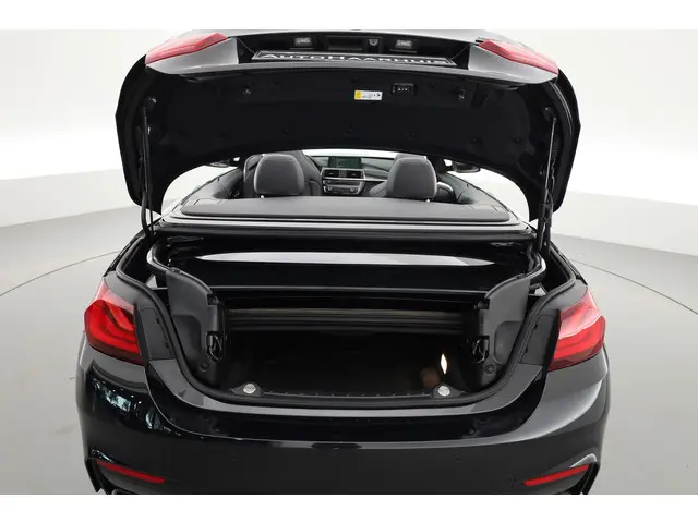 BMW M4 4-serie Cabrio Competition 2020 Benzine 28