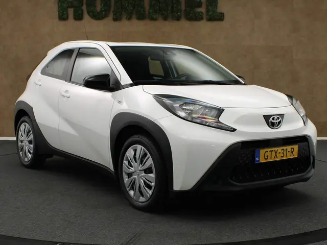 Toyota Aygo X 1.0 VVT-i S-CVT Play 2023 Benzine 10