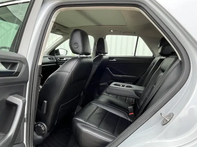 Volkswagen T-Roc 1.5 TSI Style 2019 Benzine 26