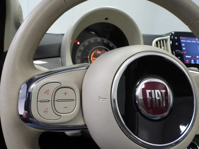 Fiat 500C 1.0 Cabrio Hybrid Dolcevita 2021 Benzine 12