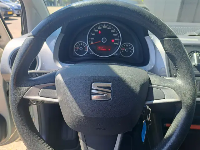 SEAT Mii 1.0 Sport Dynamic 2014 Benzine 11