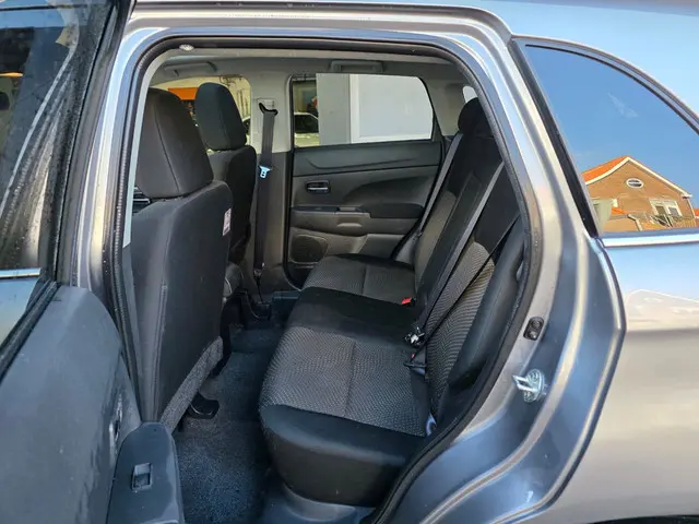 Mitsubishi ASX 1.6 Cleartec Intense+ 2015 Benzine 10