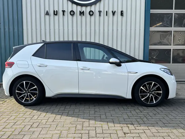 Volkswagen ID.3 Life 58 kWh 2020 Elektrisch 10