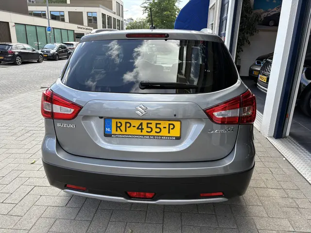 Suzuki S-Cross 1.0 Boosterjet Exclusive 2018 Benzine 4