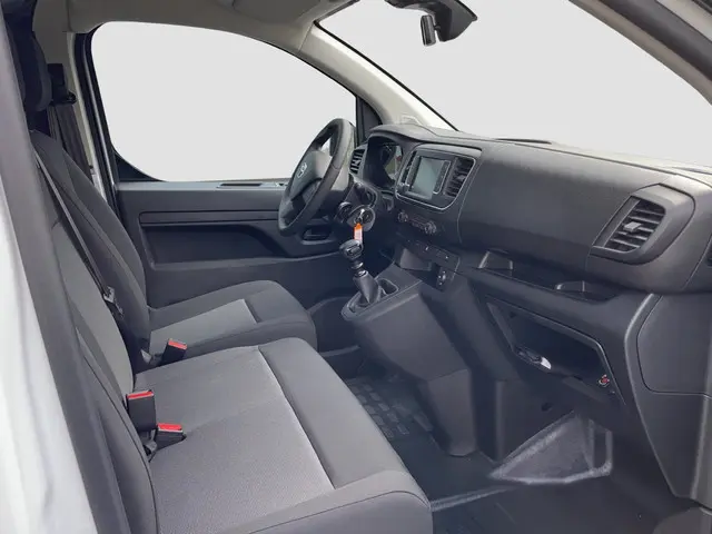 Toyota ProAce Worker 2.0 D-4D Live Long 2023 Diesel 15