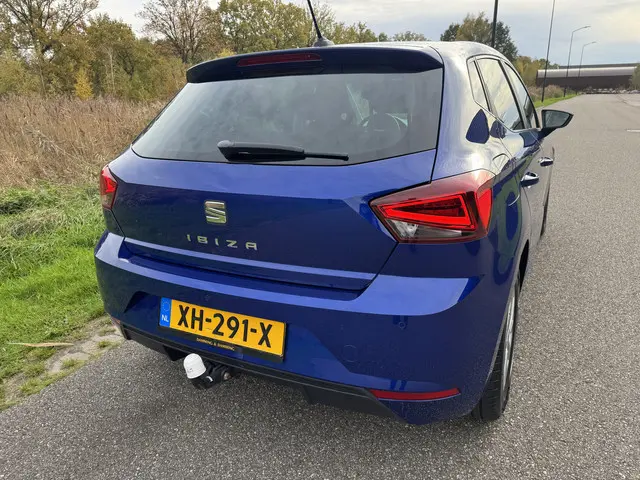 SEAT Ibiza 1.0 TSI Style Business Intense 2019 Benzine 6