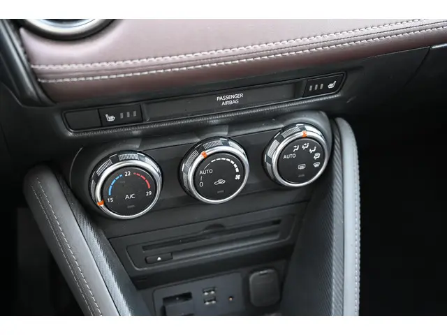 Mazda CX-3 SkyActiv-G 120 6MT GT-Luxury 2017 Benzine 30