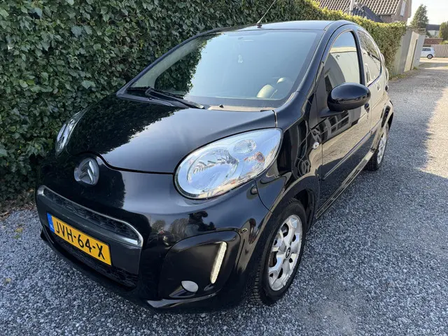 Citroën C1 1.0 Exclusive 2013 Benzine 6