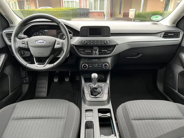 Ford Focus Wagon 1.0 EcoBoost Trend Edition 2020 Benzine 15
