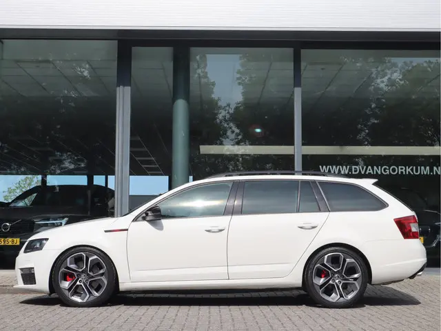 Škoda Octavia Combi 2.0 TSI RS 2014 Benzine 6