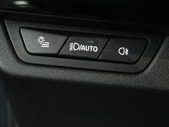 BMW X1 sDrive18i 2022 Benzine 22