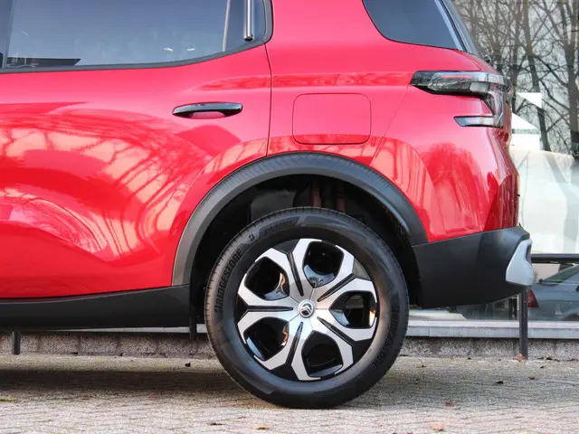 Citroën C3 Aircross 1.2 Turbo 100pk Plus 2025 Benzine 12