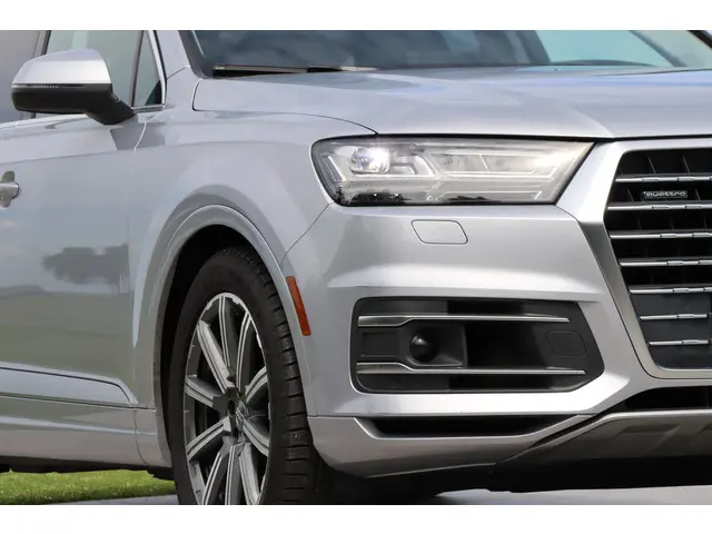 Audi Q7 3.0T Quattro 2017 Benzine 75