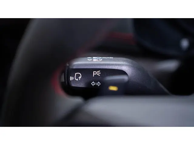 Porsche 718 Spyder RS 2024 Benzine 68