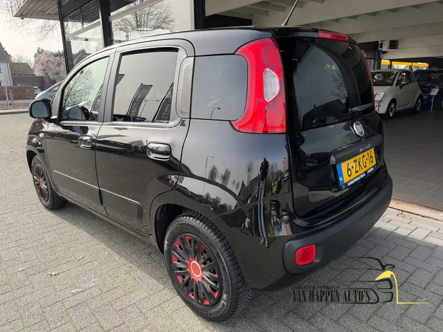 Fiat Panda 0.9 TwinAir Lounge 2015 Benzine 11