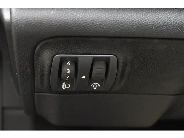 Renault Mégane Estate TCe 140 EDC Techno 2023 Benzine 25