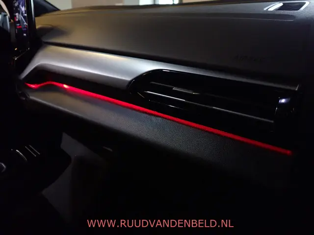 Volkswagen ID.4 Pro 77 kWh 2022 Elektrisch 28