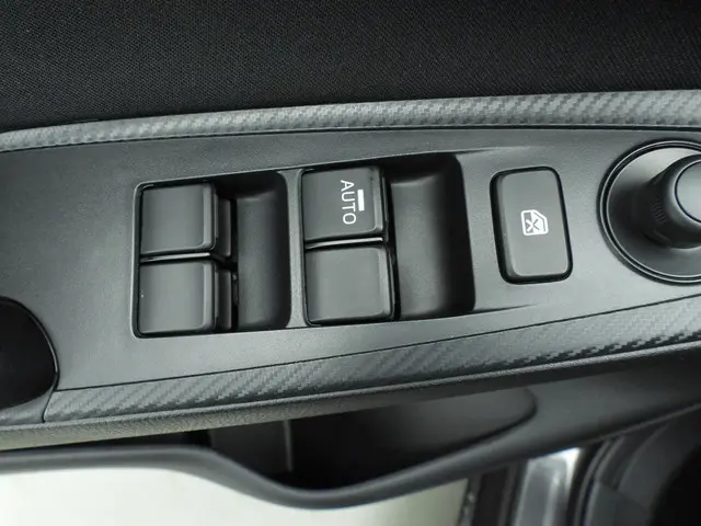 Mazda 2 1.5 e-SkyActiv-G 90 Homura 2024 Benzine 19