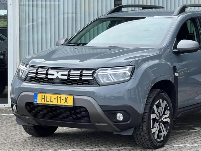 Dacia Duster 1.3 TCe 150 Journey 2023 Benzine 3