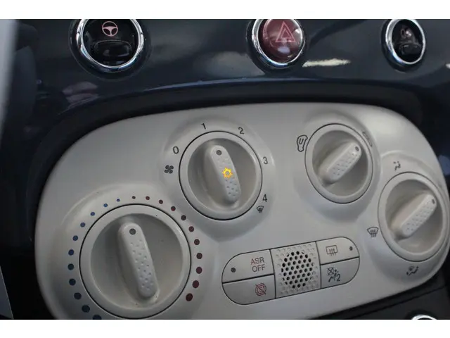 Fiat 500 1.0 Hybrid Lounge 2021 Hybride Benzine 23