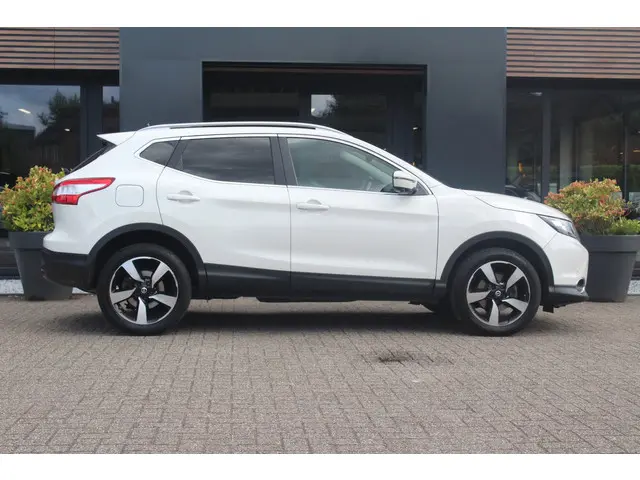 Nissan QASHQAI 1.2 DIG-T Tekna 2015 Benzine 3