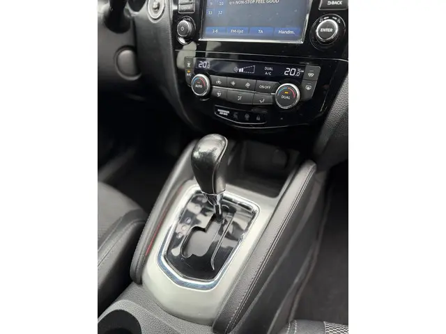 Nissan QASHQAI 1.2 Tekna Automaat 2015 Benzine 28