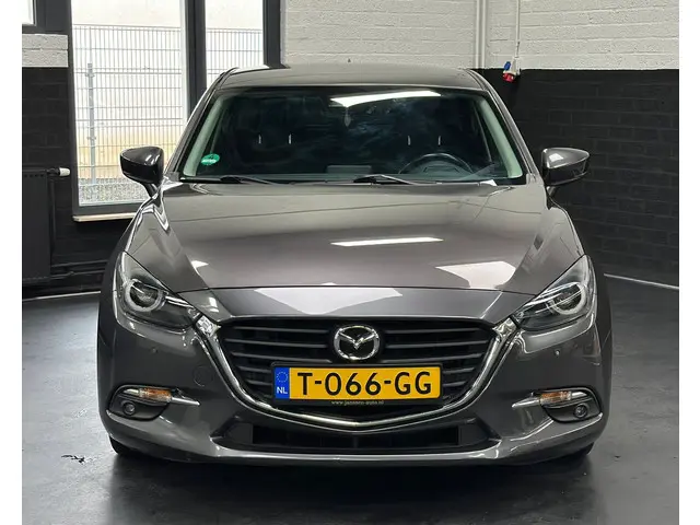 Mazda 3 3