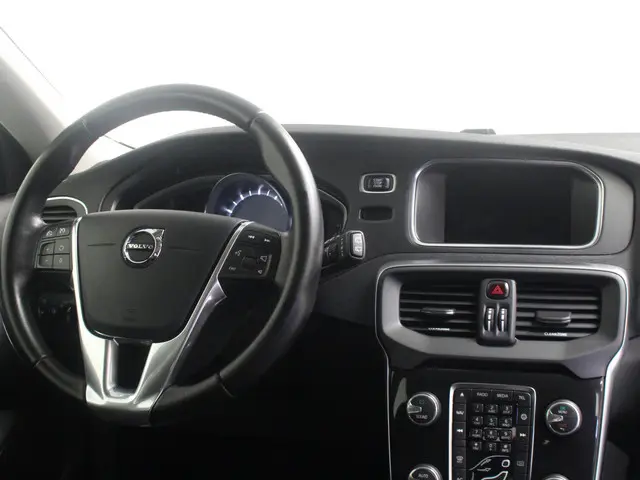 Volvo V40 2.0 T3 Nordic+ 2016 Benzine 15