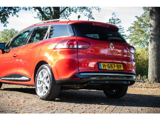 Renault Clio Estate TCe 90 Limited 2020 Benzine 22