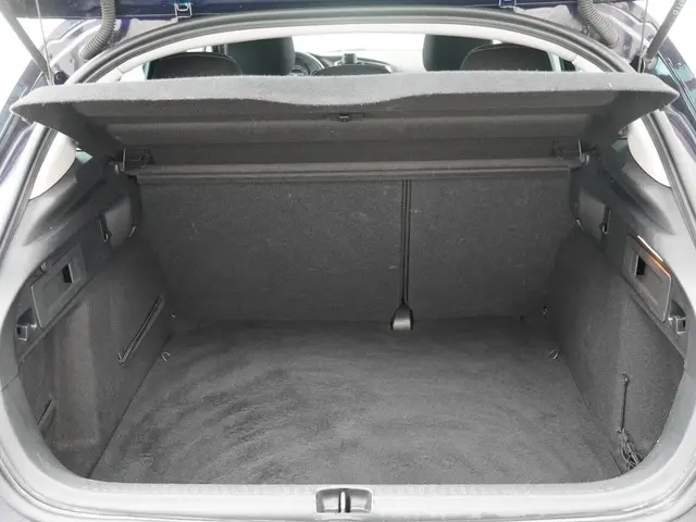 Citroën C4 1.2 PureTech Feel Collection 2015 Benzine 9