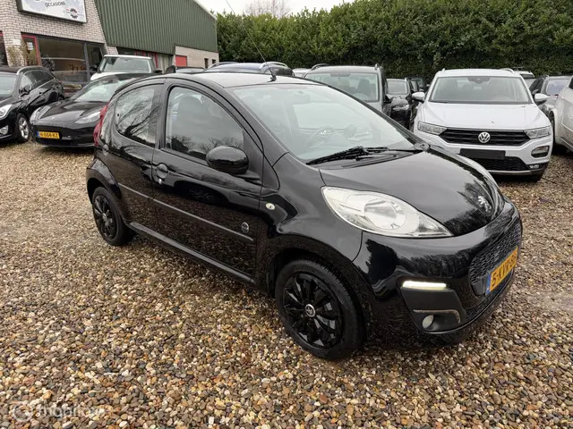 Peugeot 107 1.0 Envy,Airco,5drs,Led,1e eigenaar 2013 Benzine 4