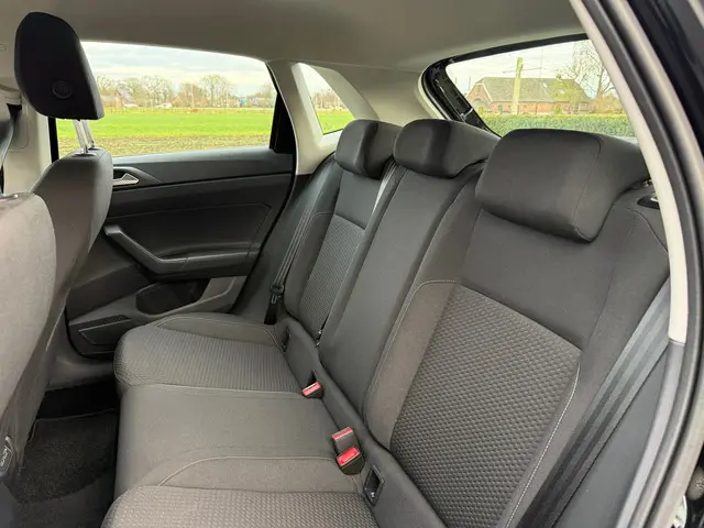 Volkswagen Polo 1.0 TSI Comfortline 2019 Benzine 8