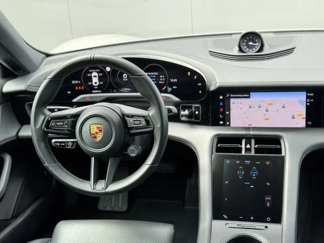 Porsche Taycan 4S Performance 93 kWh 2020 Elektrisch 14