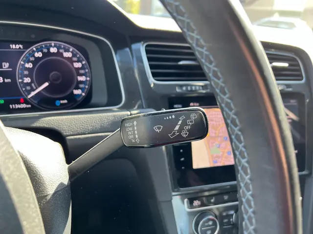 Volkswagen e-Golf E-Golf 2017 Elektrisch 12